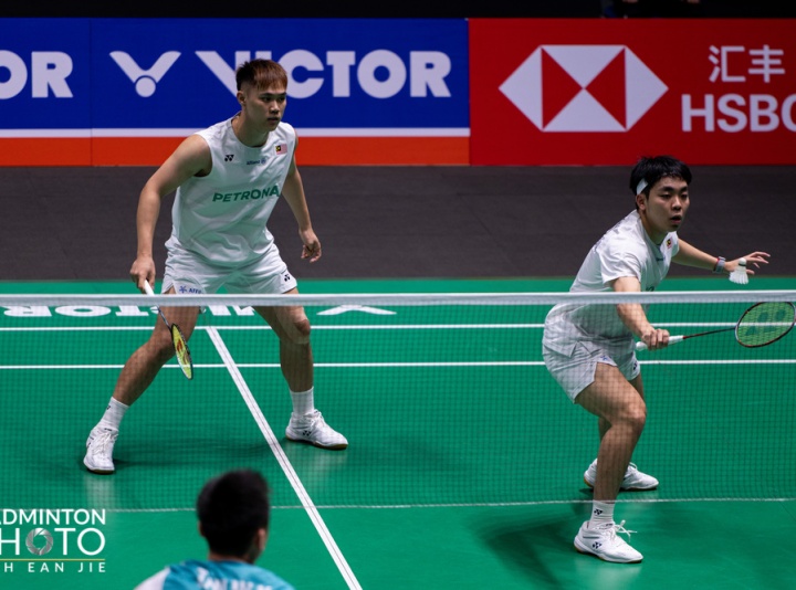 Tee-King enters final match