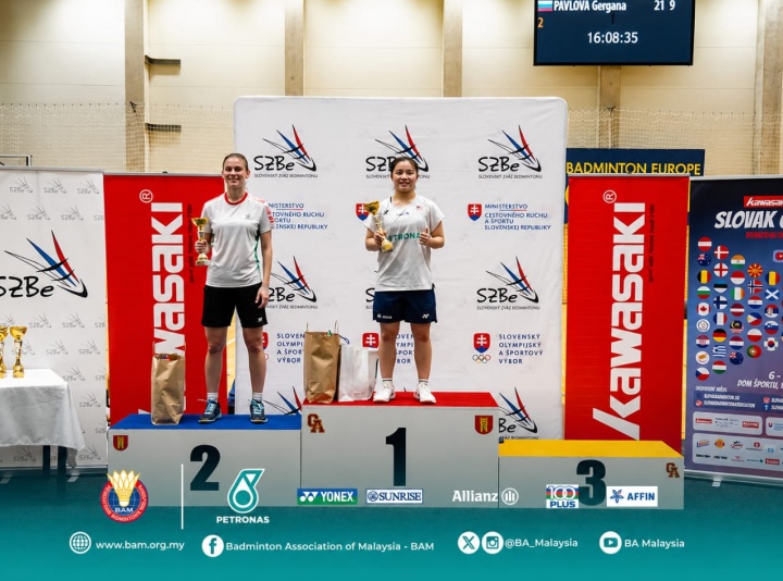 Carine Tee outplayed Bulgarian player in Women’s Singles.